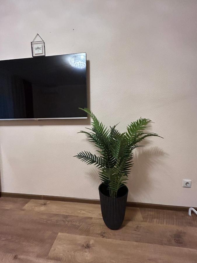 1 Поверх Ж К Паркові Озера Метро Дарниця Apartment เคียฟ ภายนอก รูปภาพ